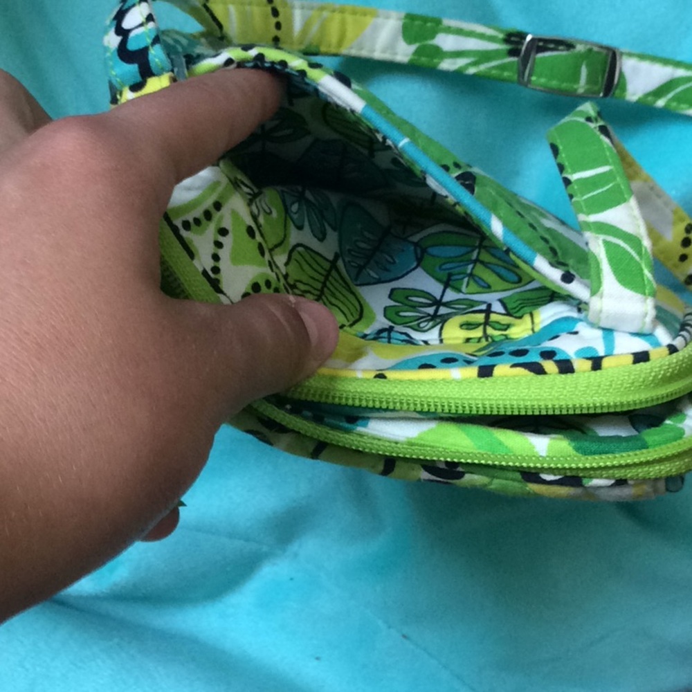 Vera Bradley Limes up cross body purse - Picture 6 of 8